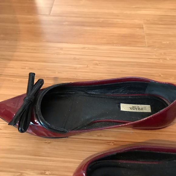 Prada patent. Leather flats - Picture 3 of 3